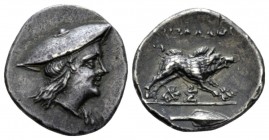 Aetolia, Aetolian Confederacy Triobol circa 170-160, AR 16mm., 2.40g. Head of Aetolus r., wearing causia. Rev. Boar r.; in exergue, spear-head. Tsanga...