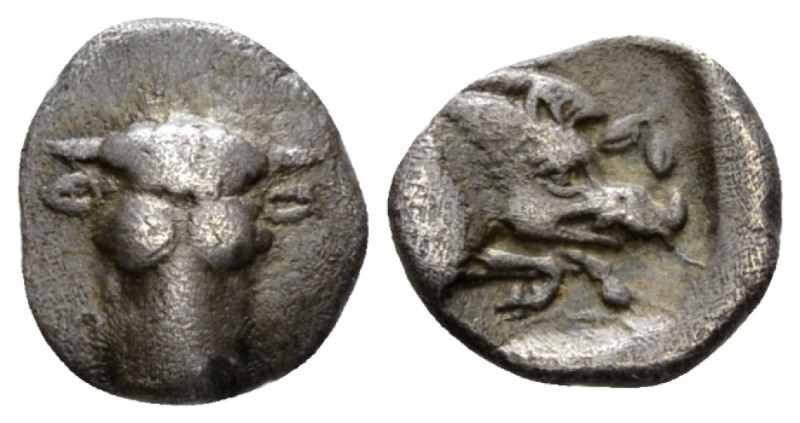 Phocis, Federal coinage Obol circa 457 - 446 BC, AR 9.4mm., 0.92g. Frontal bull’...