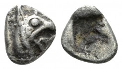 Ionia, Teos Tetartemorion circa 500-450, AR 7mm., 0.32g. Head of griffin r. Rev. Incuse square. Balcer 79. SNG Kayhan 602.

Scarse, Very Fine.

Fr...