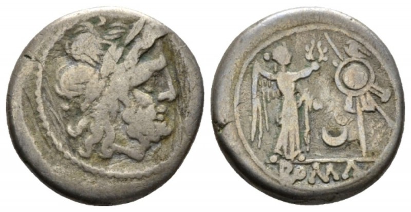 Victoriatus circa 207, AR 16.3mm., 2.73g. Laureate head of Jupiter r. Rev. Victo...