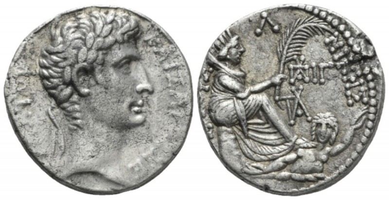 Octavian as Augustus, 27 BC – 14 AD Tetradrachm Antiochia 2-1 BC, AR 25mm., 15.4...