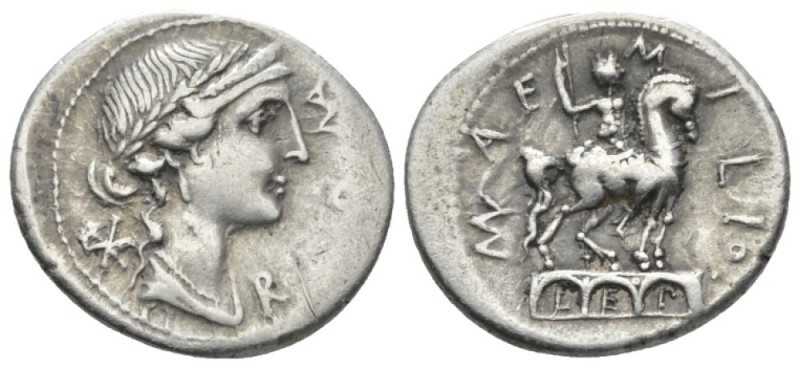 Mn. Aemilius Lepidus. Denarius 114 or 113, AR 20.5mm., 3.84g. ROMA Laureate, dia...