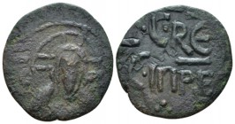 Salerno, The Normans in South Italy and Sicily. Robert Guiscard, 1059-1085. Follaro circa 1076-1085, Æ 24.9mm., 4.07g. MIR 552. MEC 14, 81. MIN 34.
...