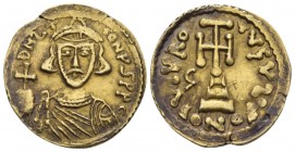 Benevento, Gregorio, 732-739. Solidus circa 732-739, AV 20.2mm., 3.97g. Diademed and draped bust facing, holding globus cruciger. Rev. Cross potent on...