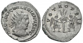 Valerian I, 253-260 Antoninianus Samosata circa 255-256, billon 22mm., 3.45g. Radiate, draped and cuirassed bust r. Rev. Two victories affixing shield...