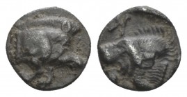 Mysia, Cyzicus Hemiobol circa 525-475, AR 9mm., 0.42g. Forepart of boar r. Rev. Head of lion l., within incuse square. Von Fritze –. SNG France 390.
...