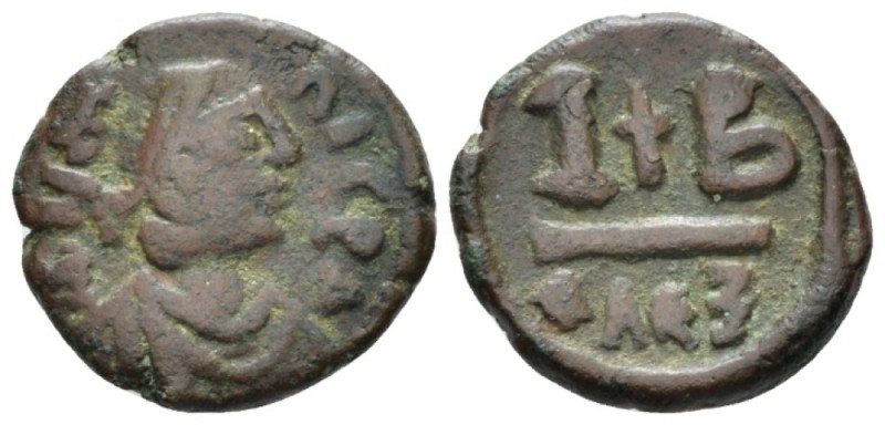 Justinian I 527-565 12 Nummi Alexandria 527-565, Æ 17.5mm., 3.87g. D N IVSTINI-A...