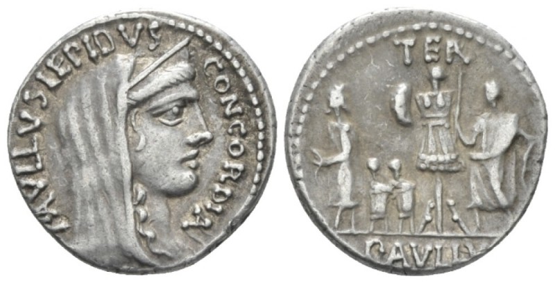 L. Furius Cn. f. Brocchus. Denarius circa 62, AR 19mm., 4.04g. PAVLLVS LEPIDVS –...