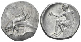 Calabria, Tarentum Nomos circa 450-440, AR 23.00 mm., 8.00 g.
Dolphin rider l.; below, cray-fish. Rev. Oecist seated l., holding spindle and cantharu...