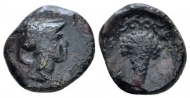 Locri Opuntii, Lokris Opuntii Bronze IV cent., Æ 14.00 mm., 2.43 g.
Helmeted head of Athena r. Rev. Bunch of grapes. BCD Lokris-Phokis 117.

Brown ...