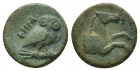 Lucania, Heraclea Bronze circa 281-250, Æ 10.90 mm., 1.41 g.
Forepart of a horse r. Rev. Owl standing r. on thunderbolt. Van Keuren 150. SNG ANS 128....