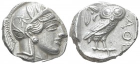 Attica, Athens Tetradrachm circa 450, AR 23.00 mm., 17.15 g.
Head of Athena r., wearing Attic helmet decorated with olive wreath and palmette. Rev. O...