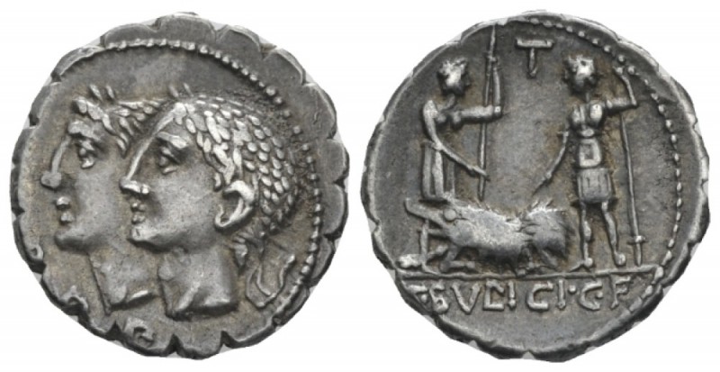 C. Sulpicius C.f. Galba. Denarius serratus circa 106, AR 18.00 mm., 3.96 g.
D·P...