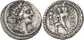 (47-46 a.C.). Julio César. Denario. (Spink 1402) (S. 12) (Craw. 458/1). Contramarca L en anverso. 3,74 g. MBC.