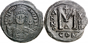 (527-565 d.C.). Justiniano I. Constantinopla. Follis. (Ratto 504) (S. 163). 21,53 g. MBC+/EBC-.