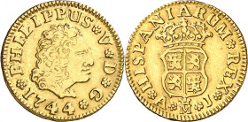 1744. Felipe V. Madrid. AJ. 1/2 escudo. (AC. 1637). Rayita. Bonito color. 1,76 g. MBC.