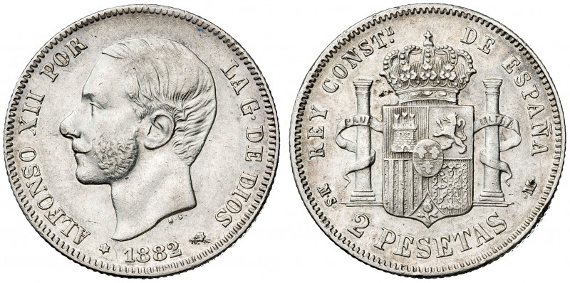 1882*1882. Alfonso XII. MSM. 2 pesetas. (AC. 32). 9,91 g. MBC+.