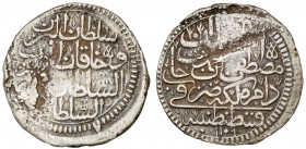 Turquía. AH 1106 (1695). Mustafa II. Constantinopla. Yarim kurus. (Kr. 116). AG. 9,26 g. BC+.