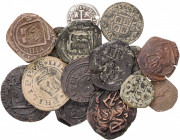 Felipe IV. Lote de 14 monedas de cobre y un 1/2 real con perforación. 15 piezas. BC/MBC+.