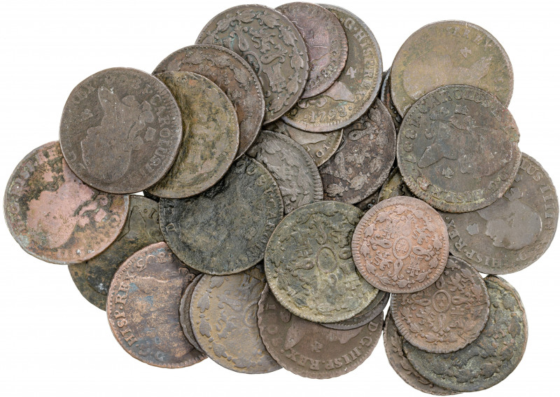 Carlos IV. Segovia. 2 (trece) y 4 maravedís (veintiuno). 34 monedas, bastantes f...