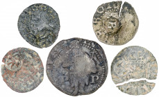 Lote de 5 monedas catalanas de cobre con resellos, una partida. A examinar. BC-/MBC.