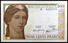 Francia. s/d (1938). Banco de Francia. 300 francos. (Pick 87a). Dobleces, pero buen ejemplar, con apresto. Raro. MBC.