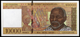 Madagascar. s/d (1995). Banco Central. 10000 francos = 2000 ariary. (Pick 79). S/C-.