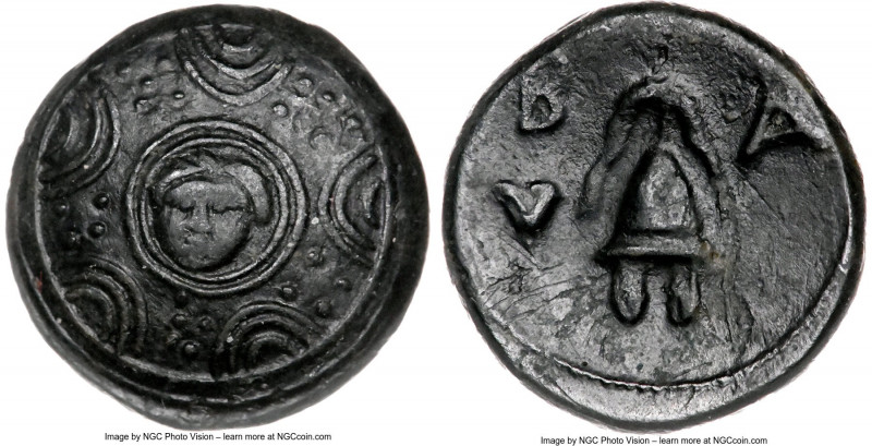 MACEDONIAN KINGDOM. Alexander III the Great (336-323 BC). AE half-unit (25mm, 4....