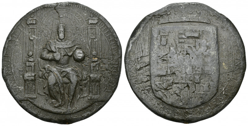 FELIPE II. Sello pendiente de plomo. PB-381,6 g. 77,6 mm. Guglieri-636. MBC/BC+.