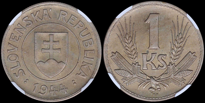 SLOVAKIA: 1 Koruna (1944) in copper-nickel with double cross on shield within ci...