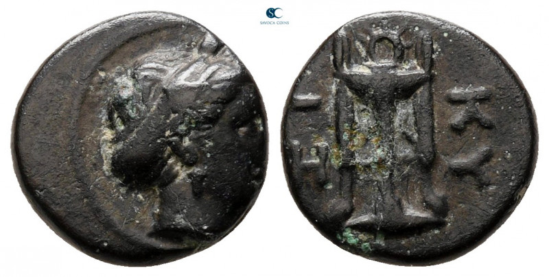 Mysia. Kyzikos circa 300-200 BC. 
Bronze Æ

12 mm, 1,54 g



nearly very ...