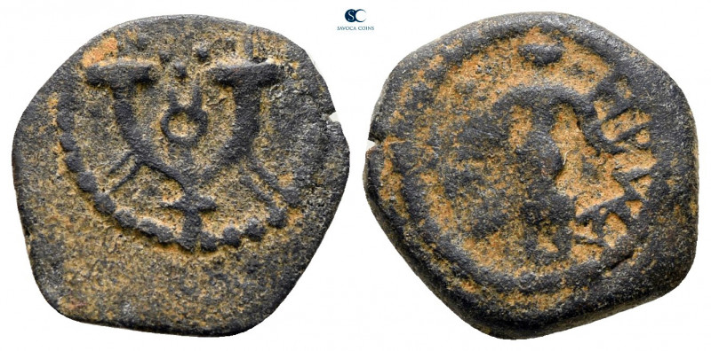 Judaea. Jerusalem. Herodians. Herod I (the Great) 40-4 BC. 
Prutah Æ

15 mm, ...