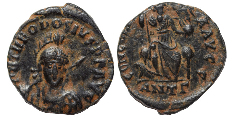 Honorius, 393-423. Follis (bronze, 2.03 g, 16 mm). Antioch, struck 401-403. D N ...