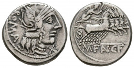 GENS FANNIA. Denario. (Ar. 3,87g/18mm). 123 a.C. Roma. (FFC 705; Crawford 275/1). Anv: Cabeza de Roma a derecha, delante X, detrás leyenda: ROMA. Rev:...