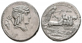 GENS JULIA. Denario. (Ar. 3,43g/19mm). 85 a.C. Taller auxiliar de Roma. (FFC 768; Crawford 352/1a). Anv: Cabeza alada y laureada de Apolo a derecha, d...