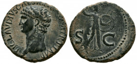 CLAUDIO I. As. (Ae. 10,66g/27mm). 41-50 d.C. Roma. (RIC 100). Anv: Cabeza de Claudio I a izquierda, alrededor leyenda: TI CLAVDIVS CAESAR AVG P M TR P...