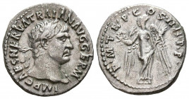 TRAJANO. Denario. (Ar. 2,60g/19mm). 102 d.C. Roma. (RIC 58). Anv: Cabeza laureada de Trajano a derecha, alrededor leyenda: IMP CAES NERVA TRAINA AVG G...