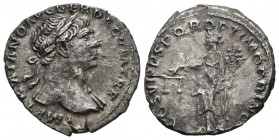 TRAJANO. Denario. (Ar. 3,50g/19mm). 103-111 d.C. Roma. (RIC 118). Anv: Busto drapeado de Trajano a derecha con drapeado en hombro izquierdo, alrededor...