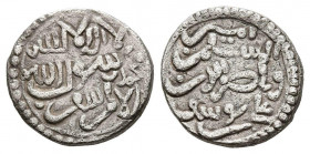 ALMORAVIDES, Ali ibn Yusuf y el emir Tashfin. Quirate. (Ar. 0,90g/11mm). 533-537H. (Vives 1822; Hazard 1601). Escritura nesjí. MBC.