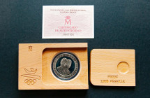 JUAN CARLOS I (1975-2014). 2000 Pesetas. (Ar. 27,00g/40mm). 1990. FNMT. Barcelona'92 Series. Fútbol. PROOF. Emisión de 235 mil unidades. Incluye estuc...