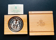 JUAN CARLOS I (1975-2014). 10.000 Pesetas. (Ar. 168,75g/73mm). Quinto Centenario. Serie I. 1989. FNMT. FDC. Incluye estuche original y certificado de ...