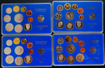 ALEMANIA. Conjunto de 4 Sets de monedas acuñadas en 1985 en 4 cecas diferentes: Hamburgo (J), Karlsruhe (G), Stuttgart (F) y Munich (D). 40 Monedas en...