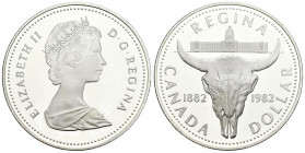 CANADÁ. 1 Dollar. (Ar. 23,49g/36mm). 1982. (Km#133). PROOF. Leves rayitas.