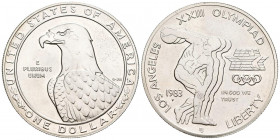 ESTADOS UNIDOS. 1 Dollar. (Ar. 26,63g/38mm). 1983. Philadelphia P. Olimpiada de Los Ángeles 84. Lanzamiento de Disco. (Km#209). SC.