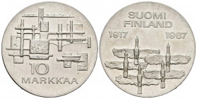 FINLANDIA. 10 Markkaa. (Ar. 23,90g/35mm). 1964. 50º Aniversario de la Independencia. (Km#50).