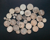 MONARQUIA ESPAÑOLA y CENTENARIO DE LA PESETA. Bonito conjunto compuesto por decenas de monedas de plata, en su gran mayoría módulos de 8 Reales de dif...