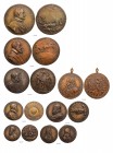 FRANKREICH
Königreich und Republik. Lots. Interessante Serie von Bronzegussmedaillen: Bronzemedaille o. J. (1571) von Melon (unsigniert) auf die Über...