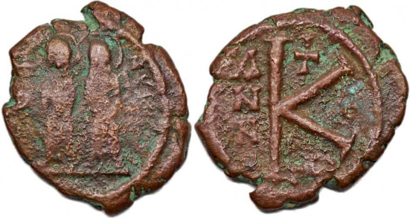 BYZANTINE EMPIRE. Justin II, 565-578 AD. Æ Half Follis (4.78g/ 21mm). Very fine....