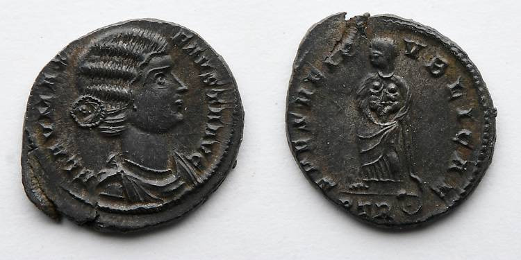 ROMAN EMPIRE: Fausta, Augusta, AD 324-326 (18mm, 2.68, 5h), Treveri (Trier) Mint...