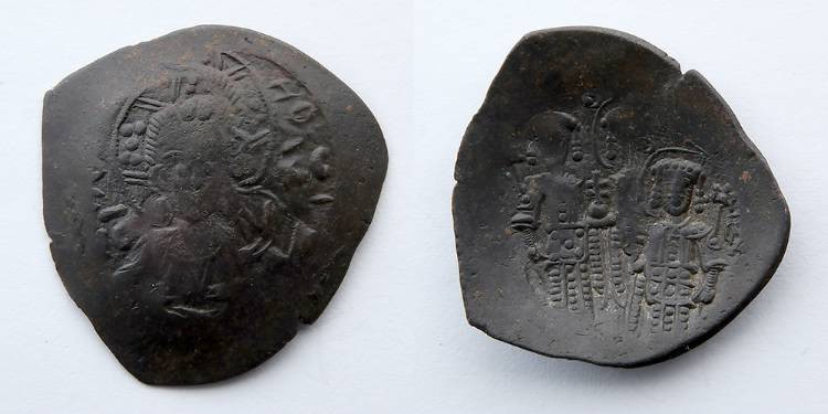 BYZANTINE EMPIRE: Alexius III, AD 1195-1203, BI Aspron Trachy, 2.6g. Obverse: Bu...